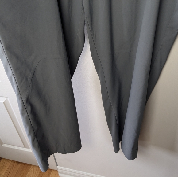 NIKE TIGER WOODS Platinum Men Golf Pants Size 40x32 Gray Color With Pockets - Picture 3 of 15